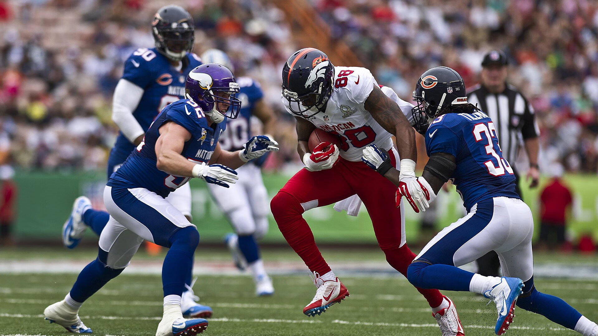 球员家属看台现身成比赛亮点，球员家长